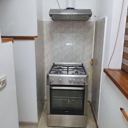 Kriss Apartment Luxury Тыргу-Жиу Экстерьер фото